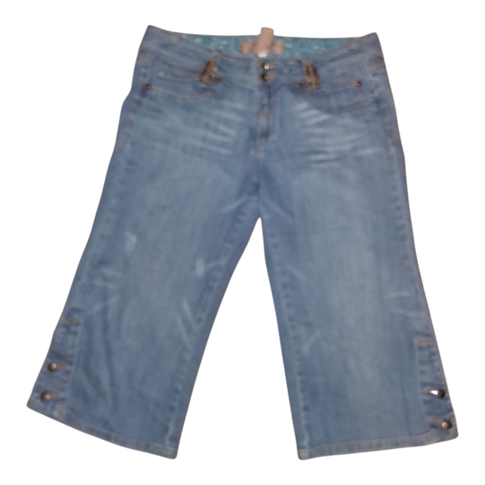 Candie's Light Blue Cropped Jeans Wide Leg Size 11